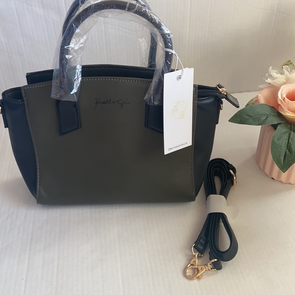 Kendall & Kylie Handbags - NWT Kendall & Kylie Cross Body With Handles and Strap Olive Green & Brown